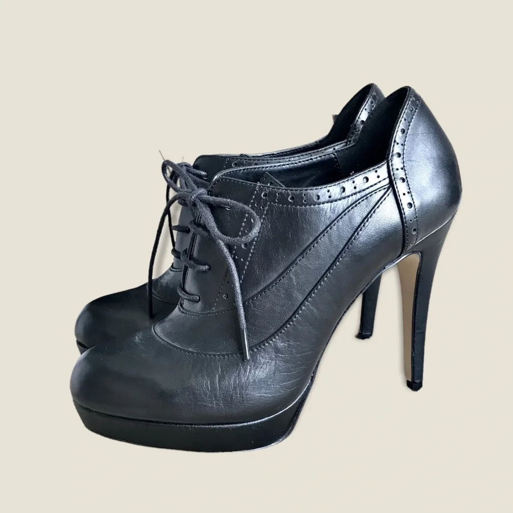 Bata Genuine Black Leather Oxford Stiletto/Pump Lace Up Platform Ankle Booties - Picture 14 of 14